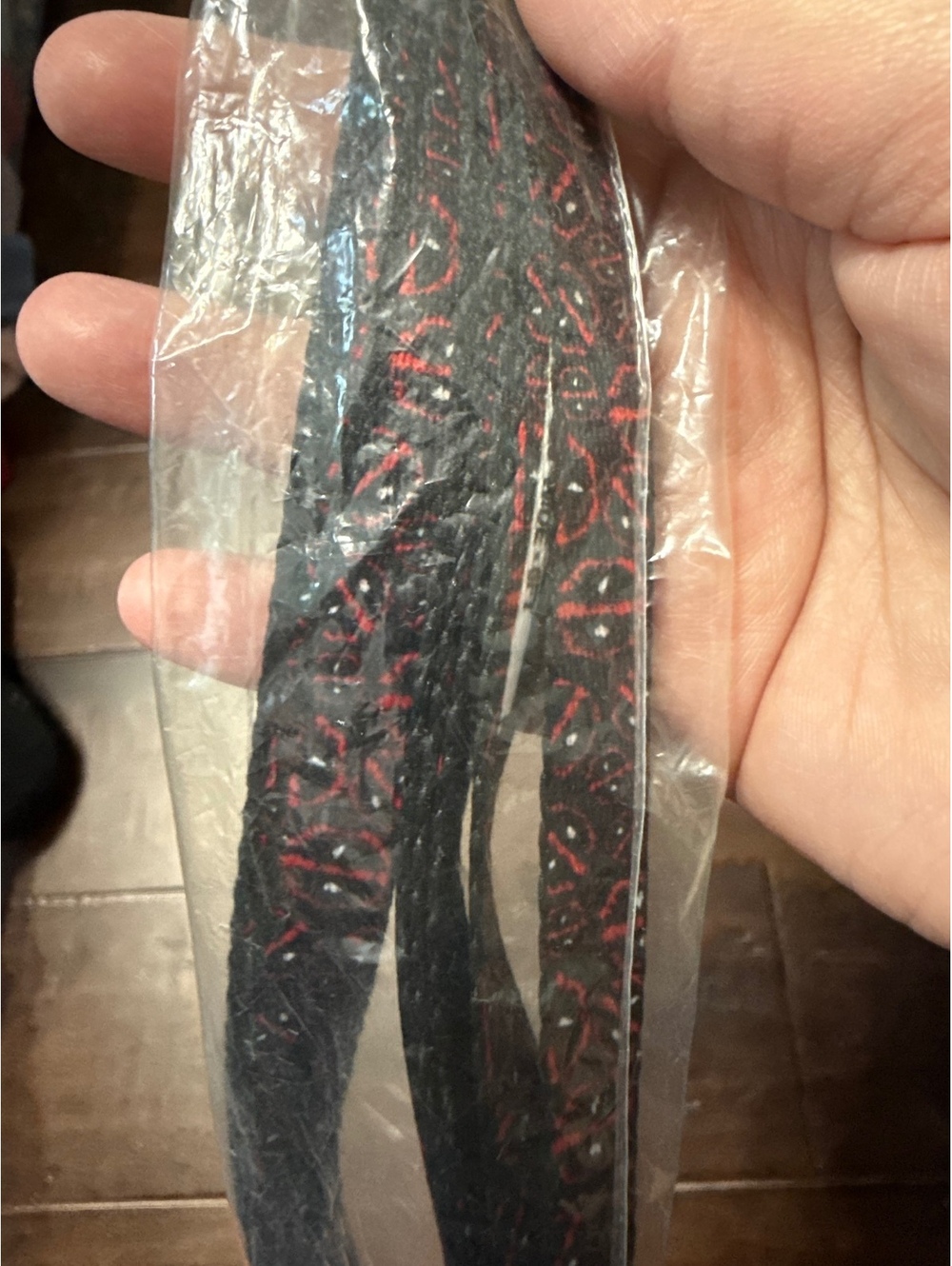 New Buckle-Down Marvel Comics Deadpool Splatter Logo Dog Leash - 6 Feet Long - Picture 3 of 4